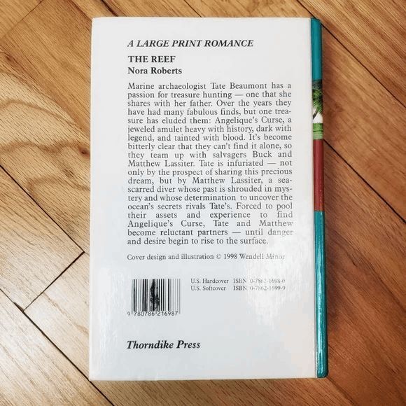 The Reef by Nora Roberts Hardback Book - Picture 2 of 4